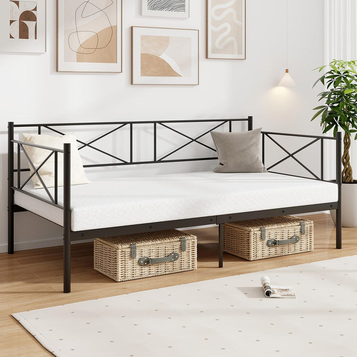 Giantex Twin Size Daybed Frame, Metal Sofa Bed w/Heavy Duty Steel Slats Support