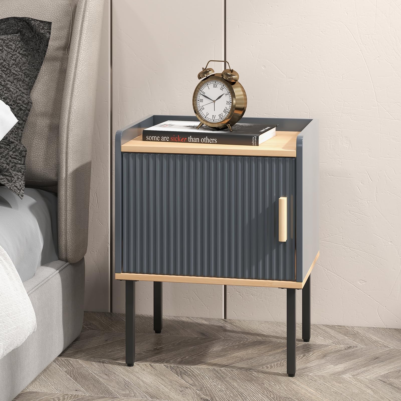 Giantex Nightstand with Storage, Bedside Table with Single Door Cabinet, Small Space, Gray