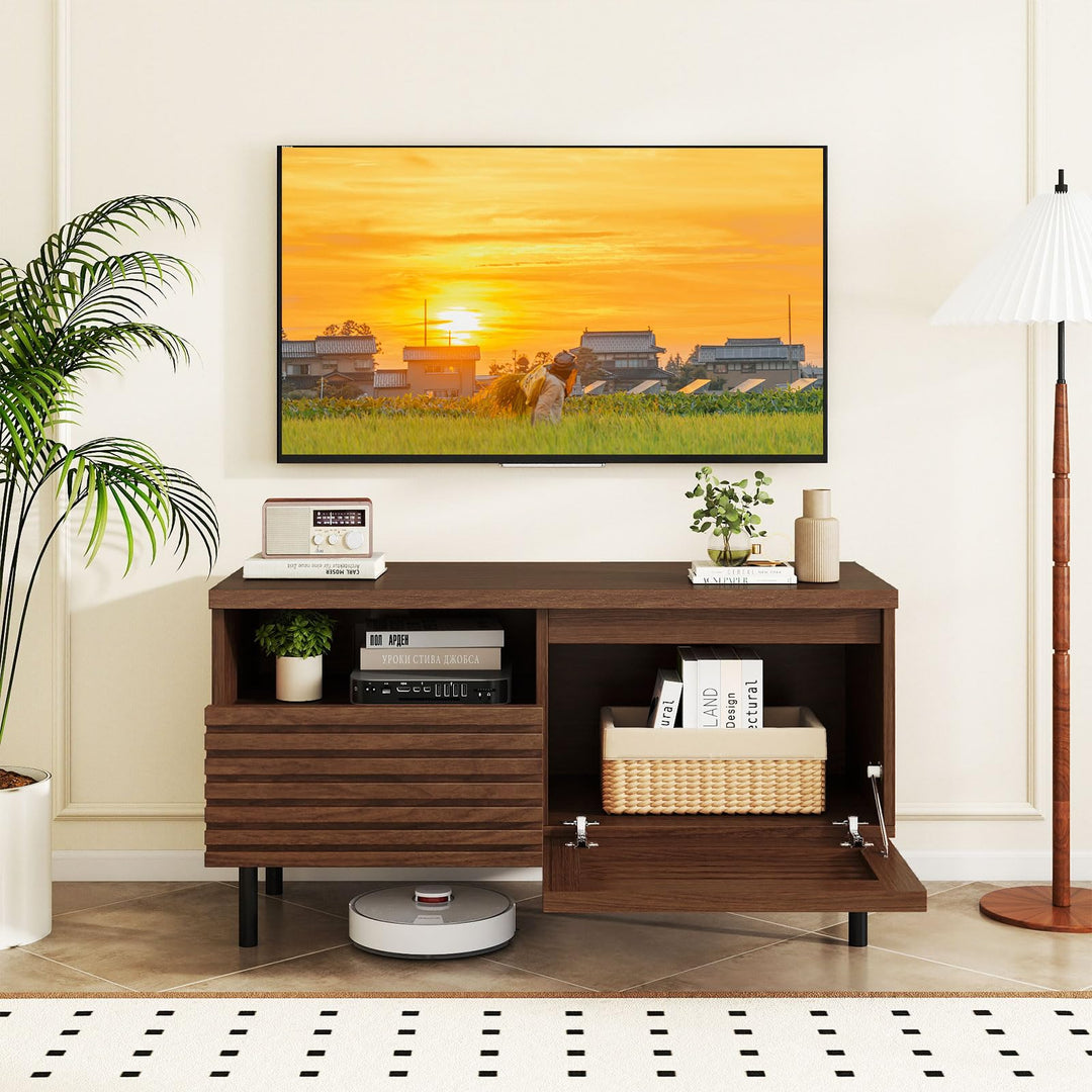 Giantex Mid Century Modern TV Stand with Fluted Entertainment Center