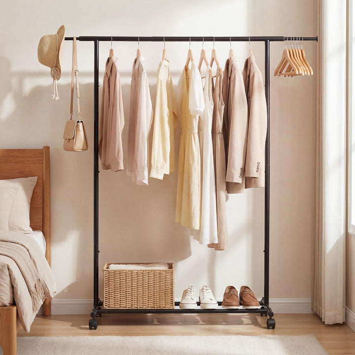 Giantex Extendable Heavy-Duty Rolling Clothing Rack with Wheels