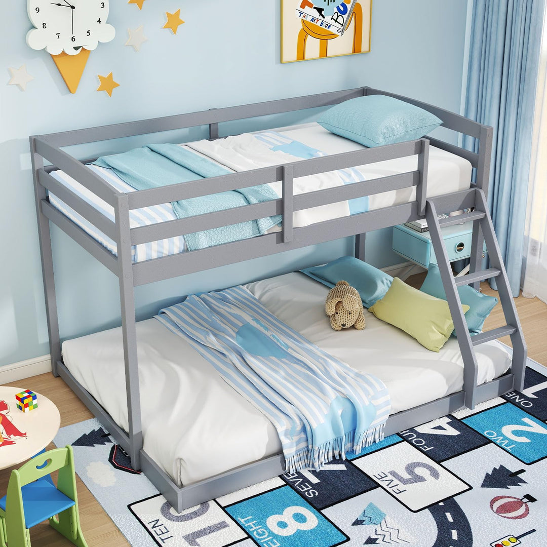Giantex Twin Over Full Bunk Bed Solid Wood Kids Bunk Bed with Full-Length Guardrails & Ladder