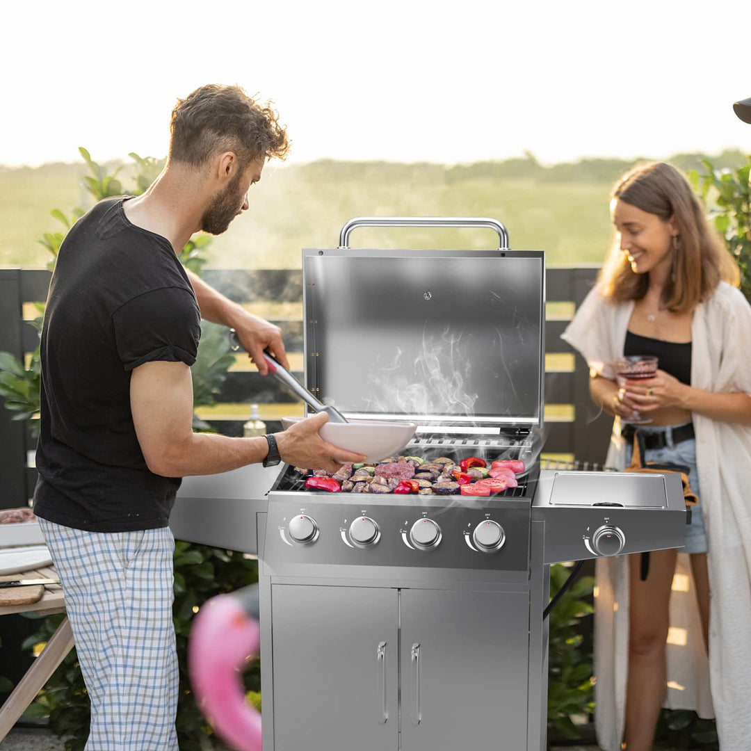 Giantex Propane Gas Grill with 4 Main Burners and Side Burner, total 50,000 BTU