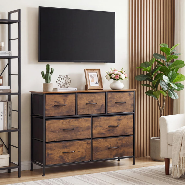 GIANTEX 7-Drawer Wide Dresser with 2-Sized Folding Fabric Drawers &amp; 2 Anti-tipping Kits