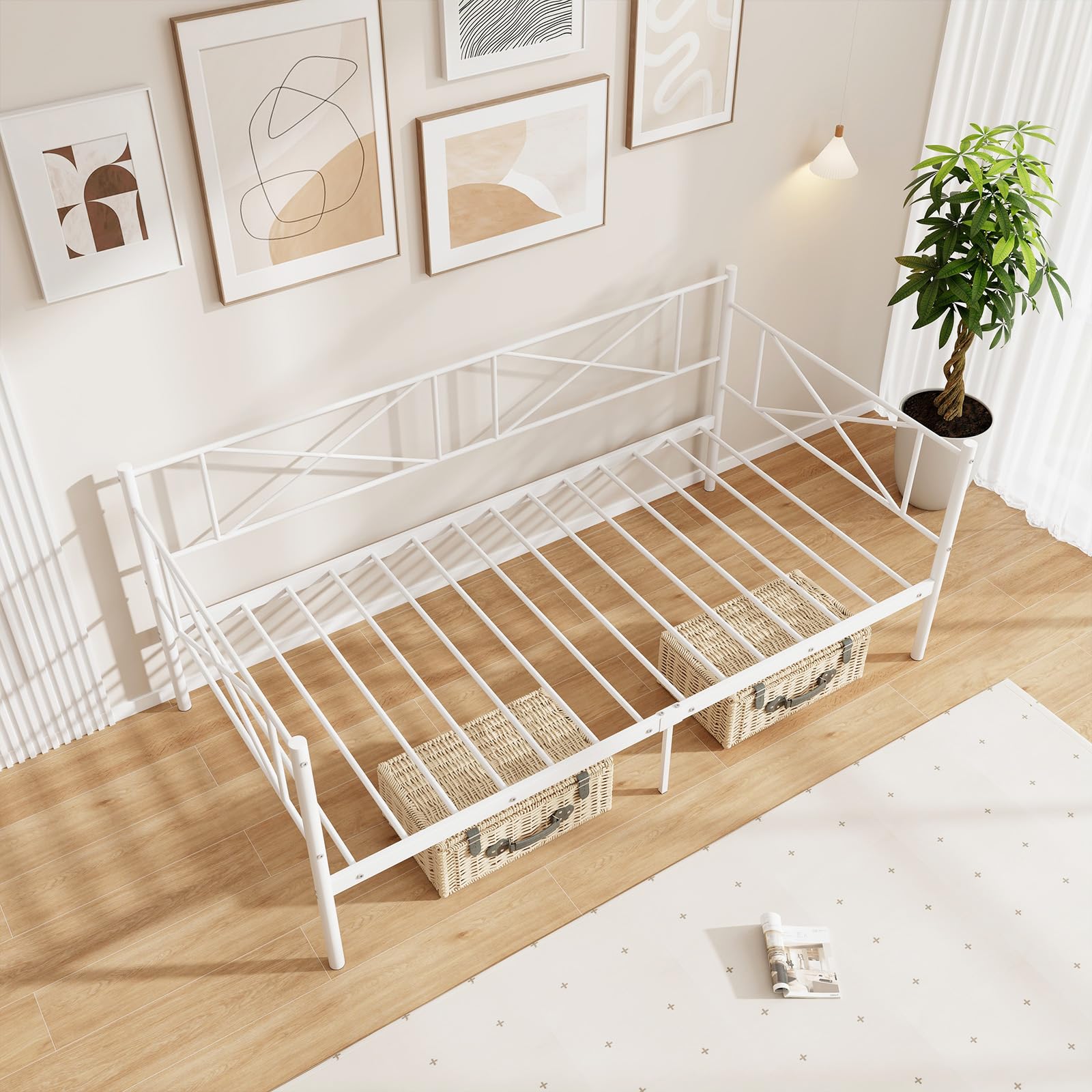 Giantex Twin Size Daybed Frame, Metal Sofa Bed w/Heavy Duty Steel Slats Support