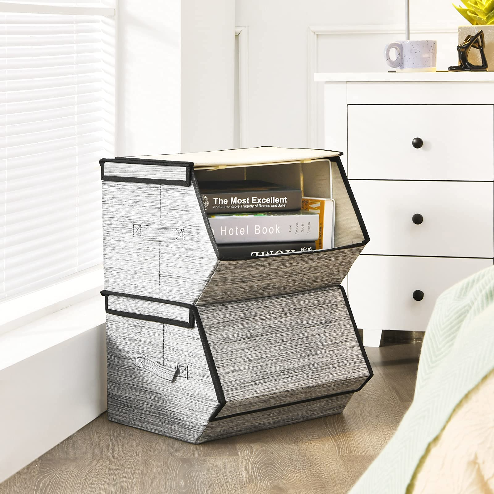 Giantex Storage Bins Set of 4 Stackable Cubes Fabric Baskets w/ Lid, Handles