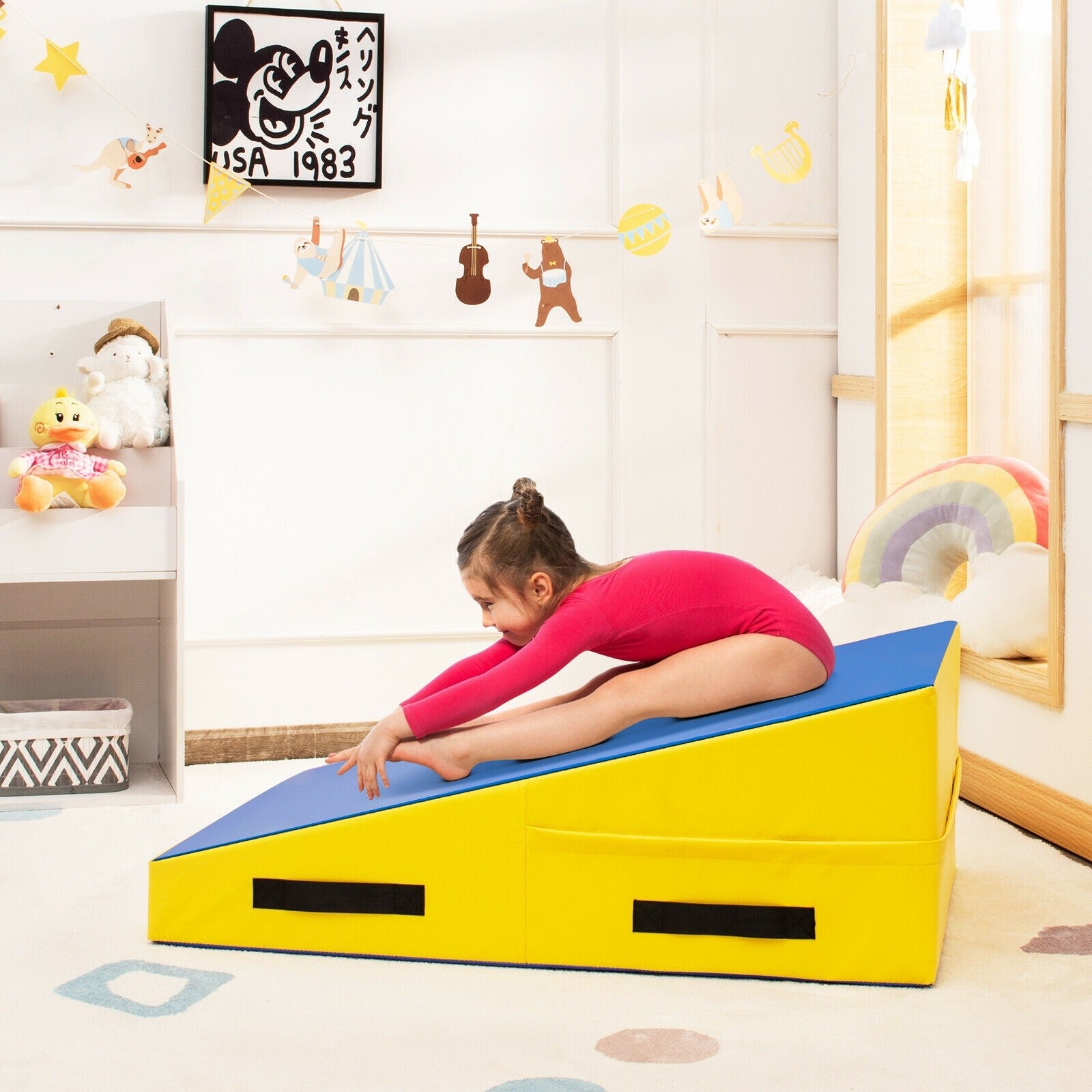 Incline Gymnastics Mat, w/Carrying Handles 37.5" X 23" X 14"