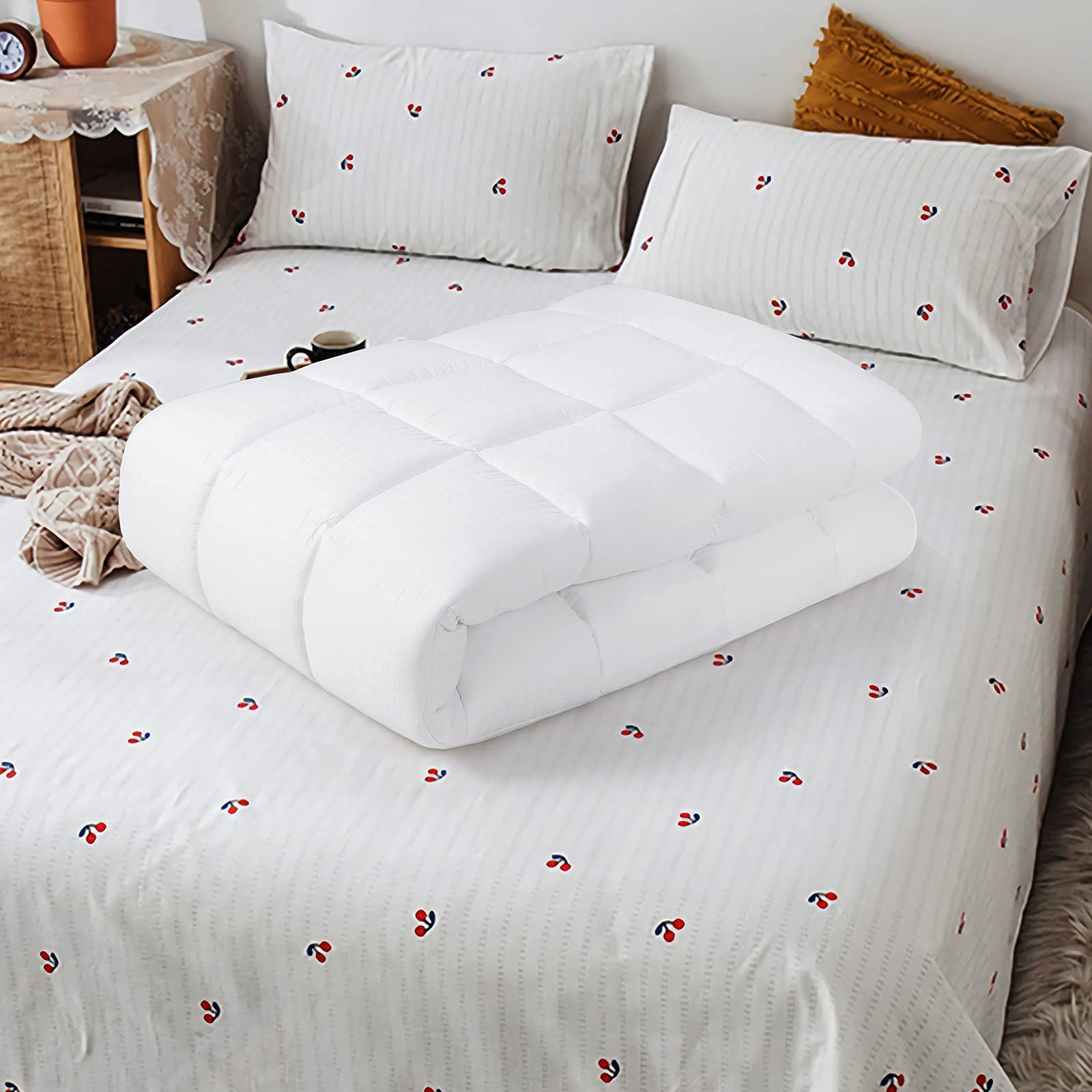 Giantex Quilted Fitted Mattress Topper Pillow Top w/Cotton Jacquard Fabric Top & 21" Fitted Deep Pocket