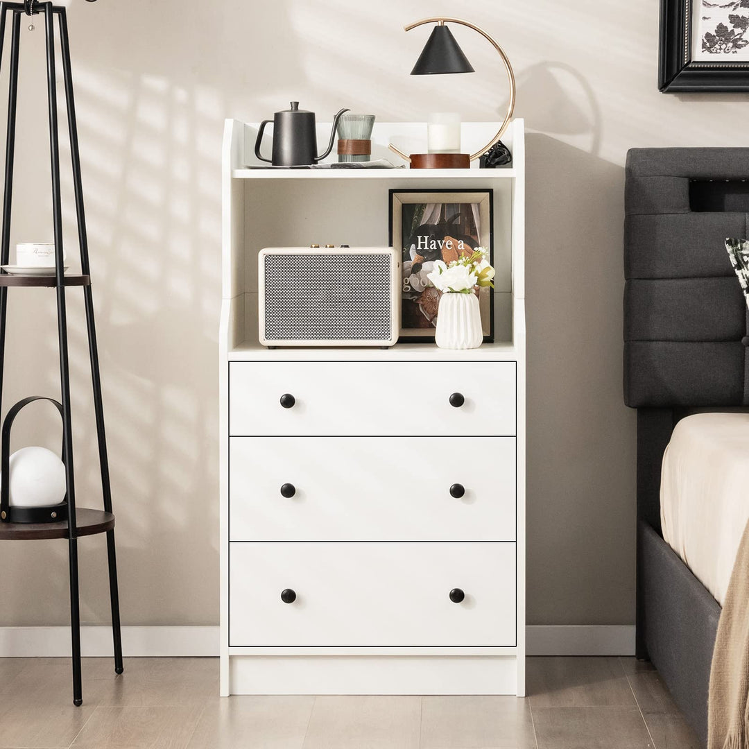 Giantex 3 Drawers Dresser for Bedroom - Modern Storage Dresser Chest of Drawers with 2 Shelves, 3 Pull-Out Drawers
