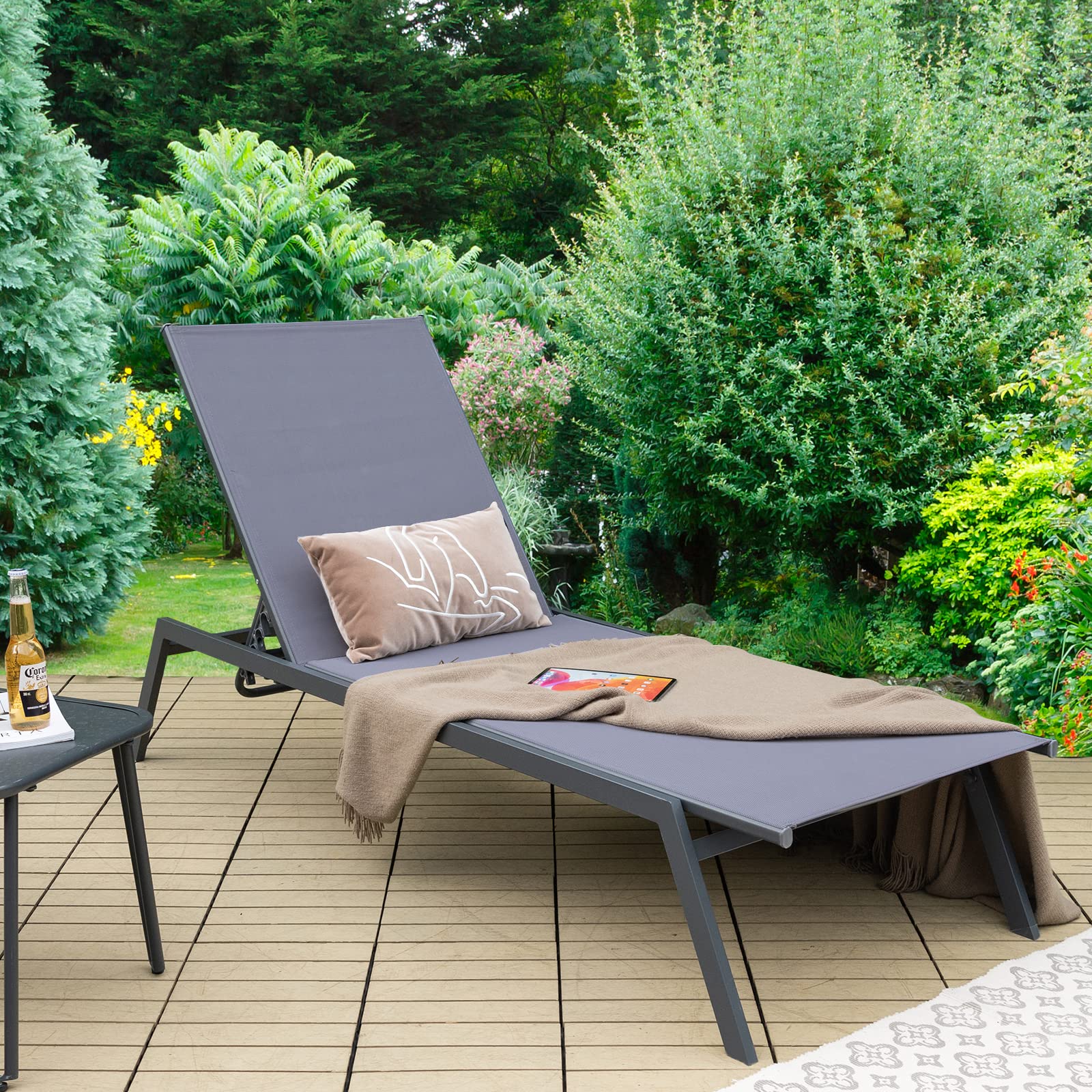 Giantex Patio Chaise Lounge Chair